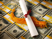 Financiamento Estudantil: A faculdade apertou o seu orçamento?